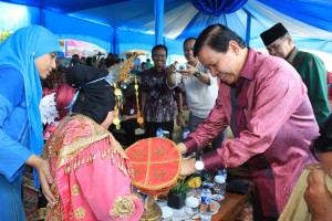 Pak Fasli Milad ke 14